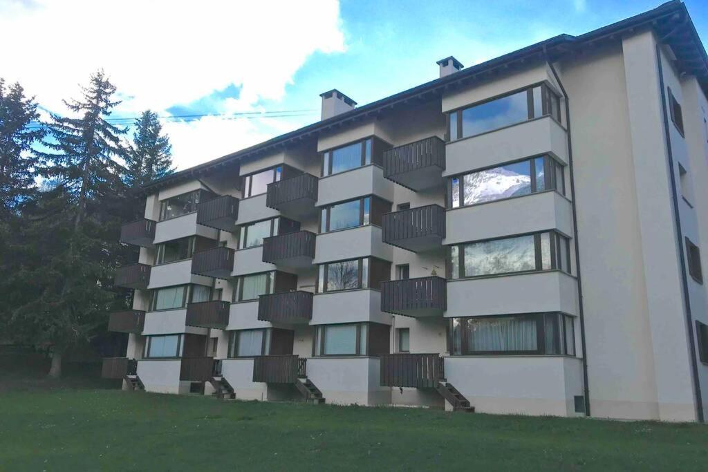 Bilocale Nuovo St. Moritz Chesa Arlas Exterior foto