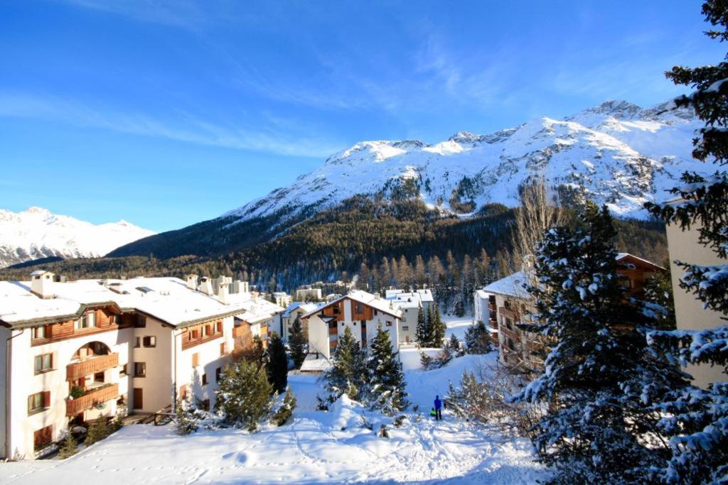 Bilocale Nuovo St. Moritz Chesa Arlas Exterior foto